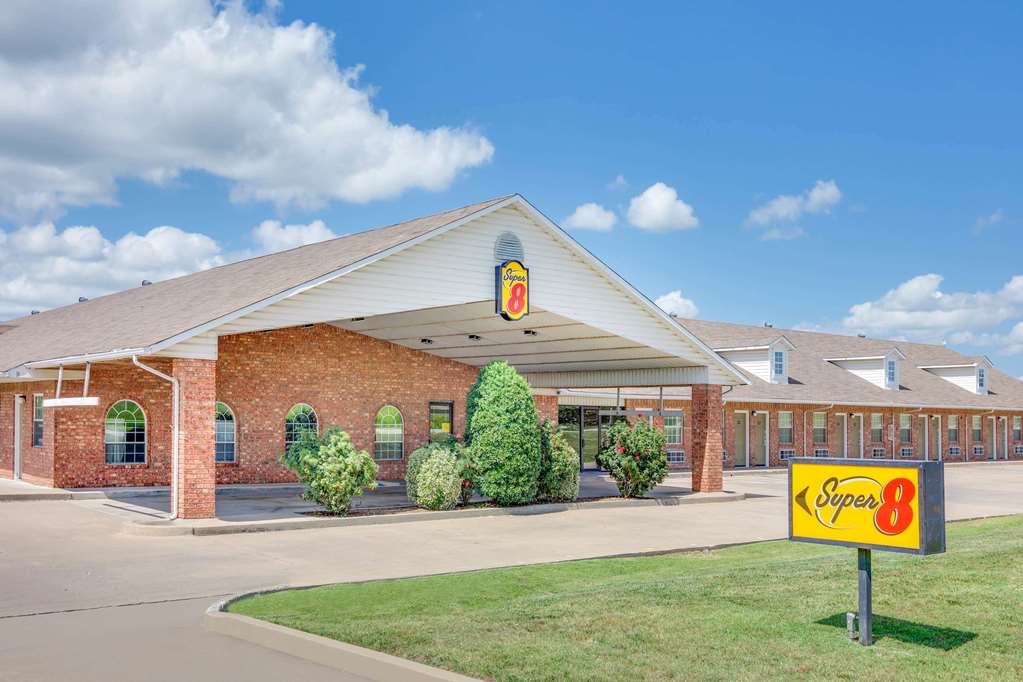 Super 8 by Wyndham Big Cabin Vinita Area - photo 6