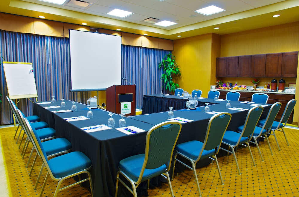 Holiday Inn Hotel & Suites Phoenix Airport By Ihg - photo 44