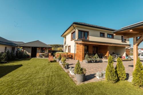 Mareshal Residence — 4-Star Luxury Hotel in Bistrita, Romania