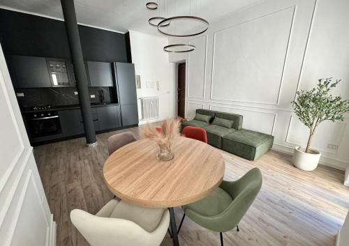 GuestHost Jolie Maison in Turin Lingotto — 4-Star Luxury Hotel in Turin, Italy