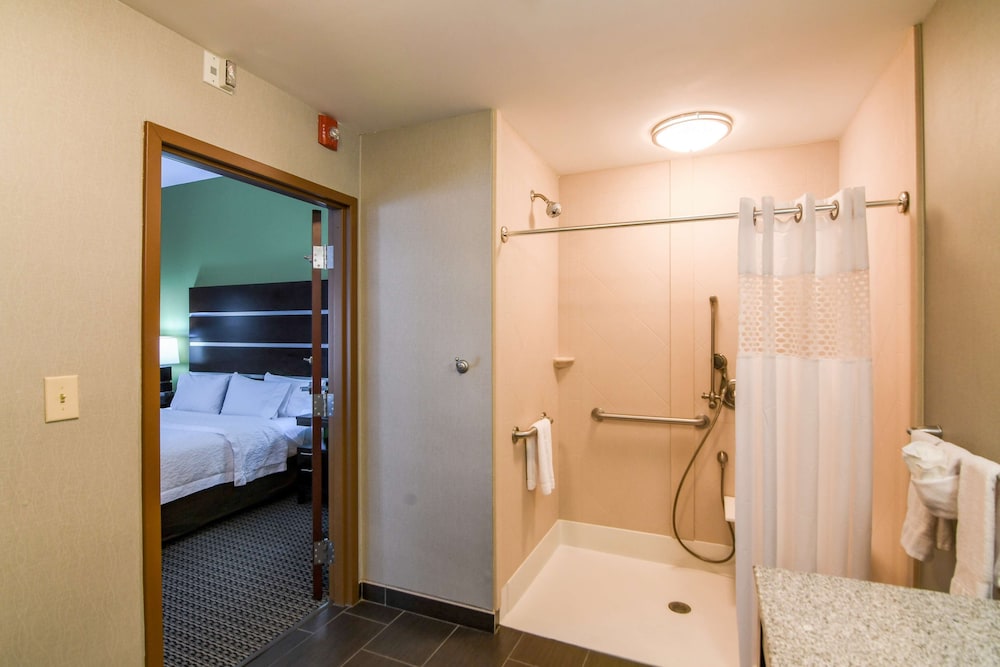 Hampton Inn Foley - photo 56