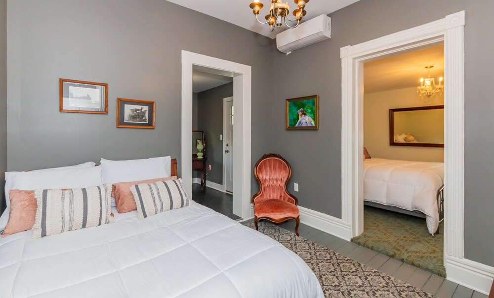 Historic Hotel Broadalbin - photo 6