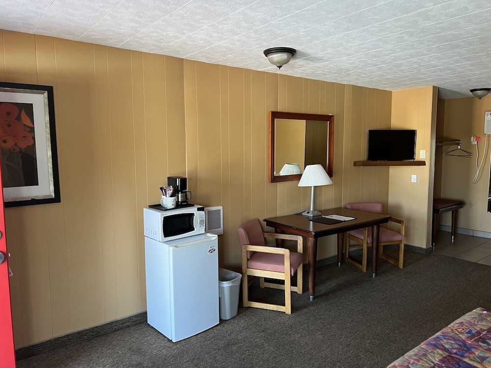 All Star Inn & Suites - photo 176
