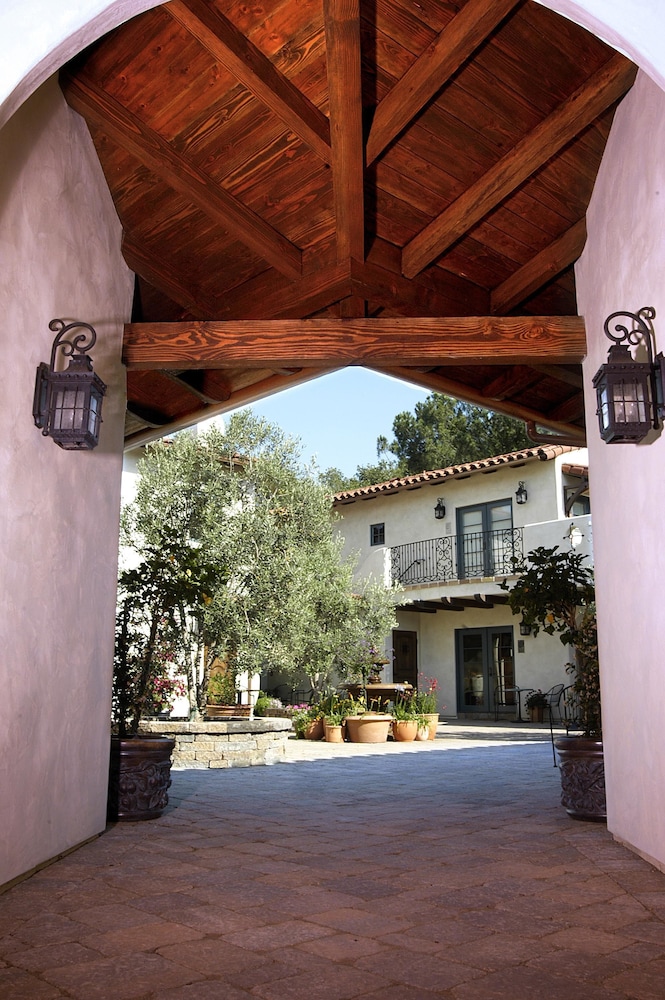 Su Nido Inn - photo 64