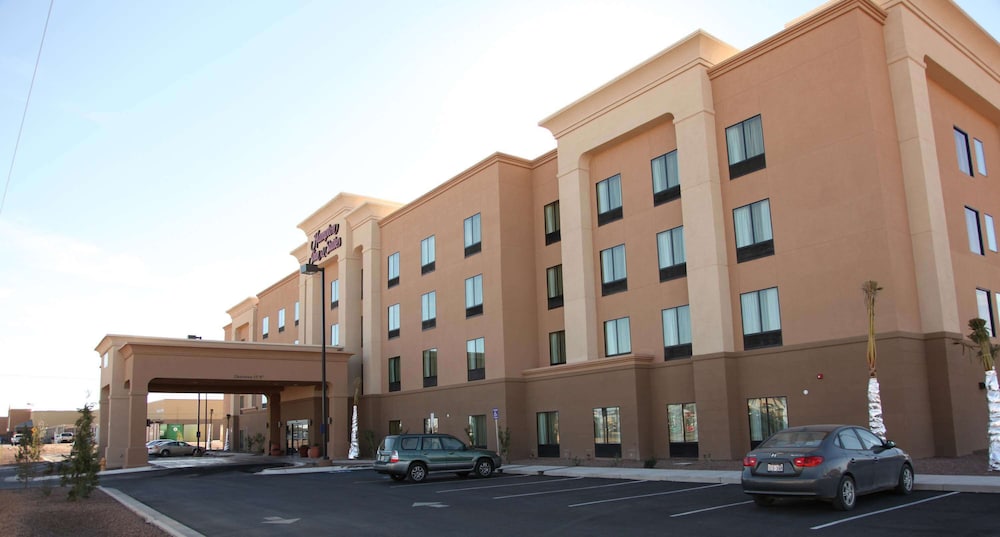 Hampton Inn & Suites Carlsbad - photo 41