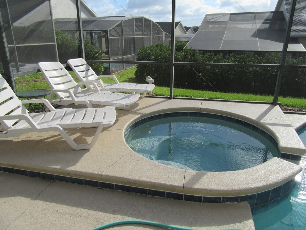 R1 Glenbrook 4 bed 2 Bath - photo 12