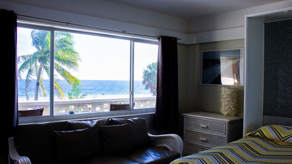 Coral Tides Resort - photo 91