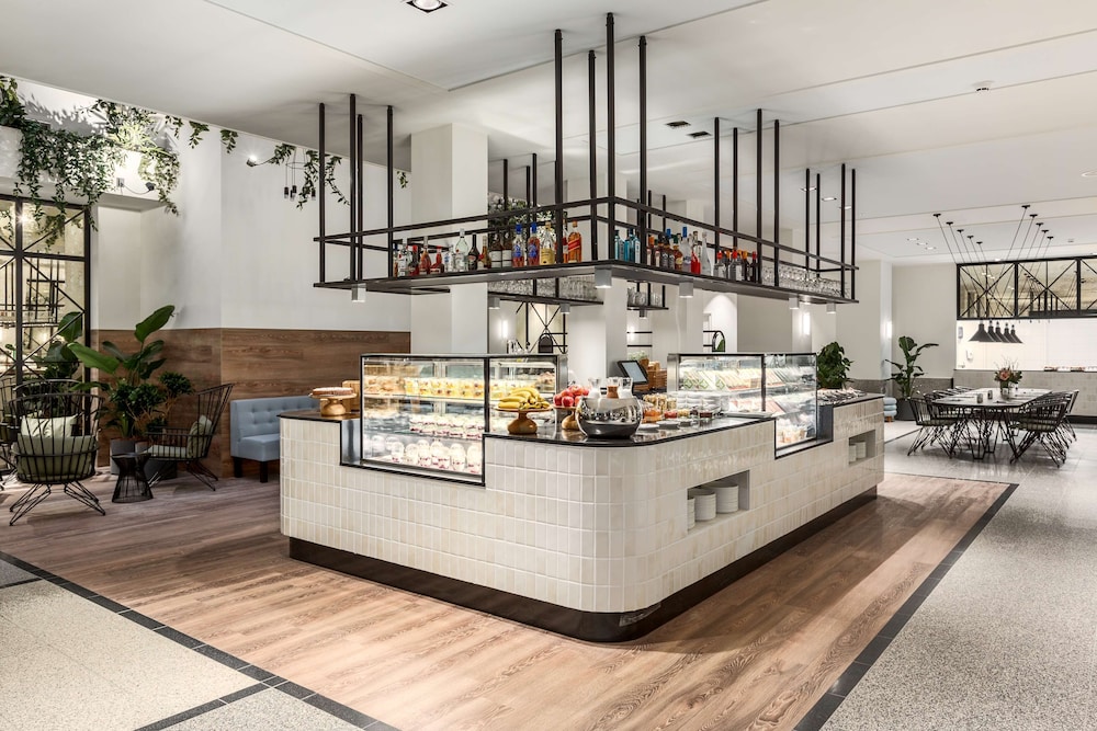 מזון ומשקאות