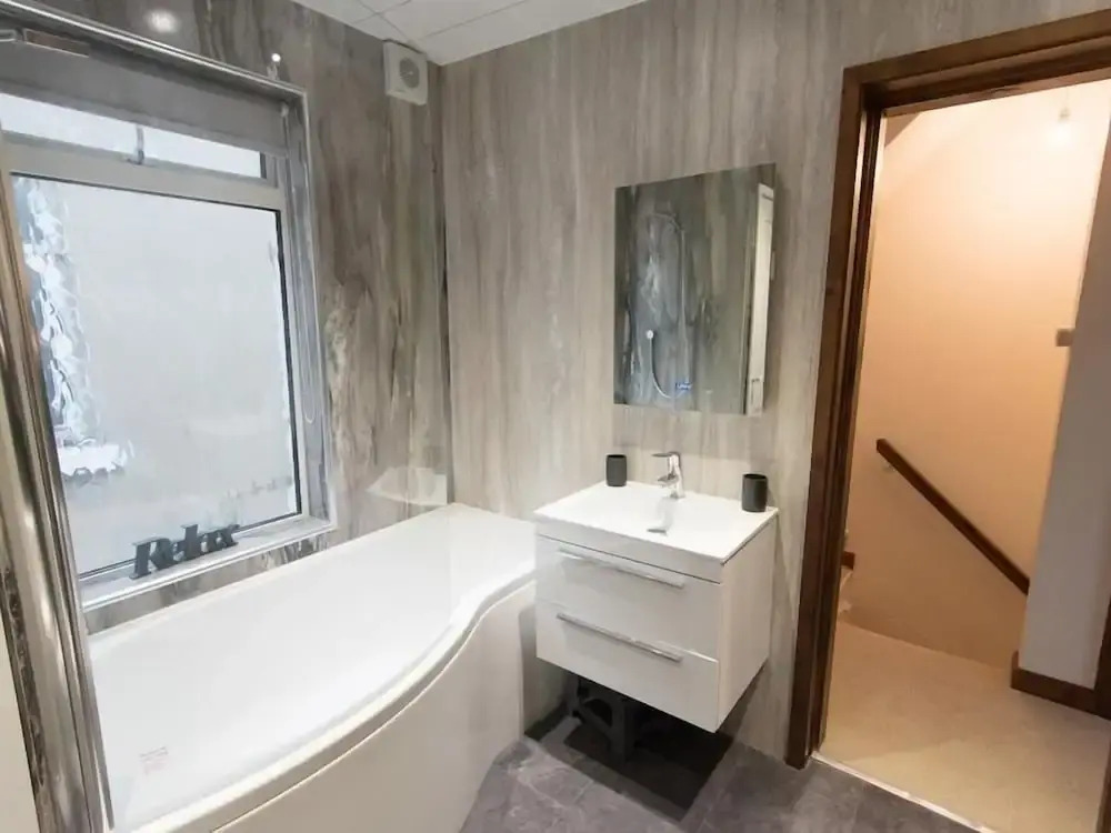 Seacrest Cottage — 4-Star Luxury Hotel in Whitby, United Kingdom