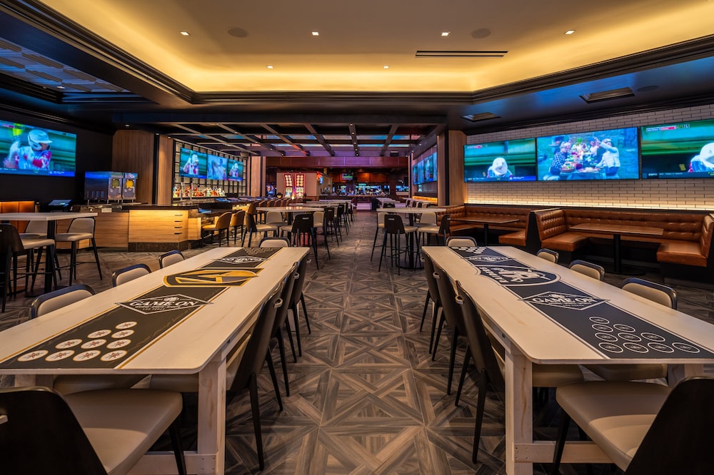 Boulder Station Hotel and Casino - photo 44