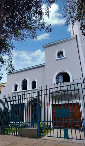 Acacias 1 - carbon neutral hotel in Lima