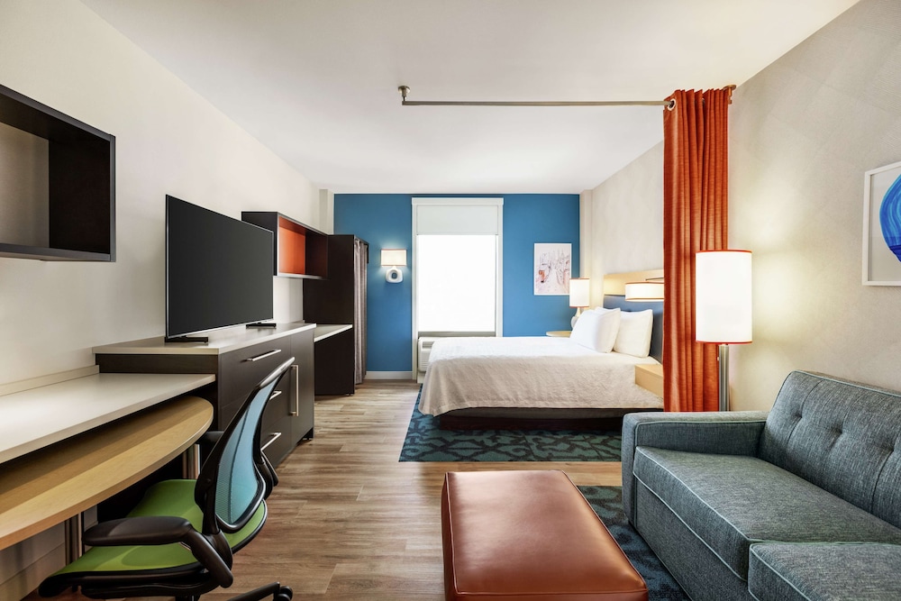 Home2 Suites by Hilton NY Long Island City Manhattan View - photo 20