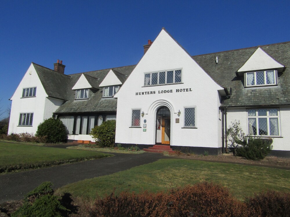 Hunters Lodge Hotel - carbon neutral hotel in Gretna