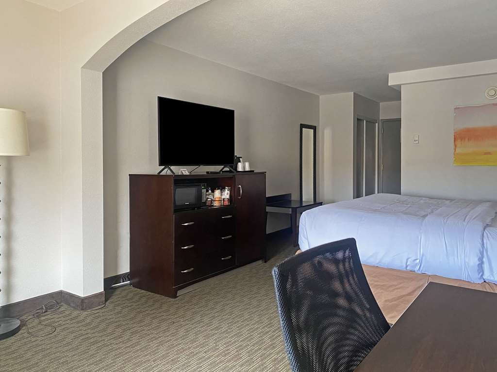 Comfort Inn Conover Hickory - photo 20