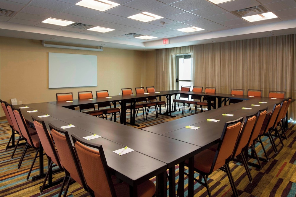 Fairfield Inn & Suites by Marriott Scottsbluff - photo 34