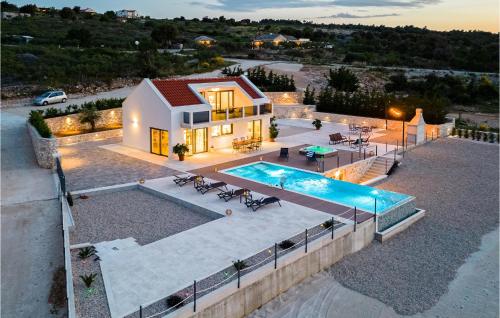 Beautiful Home In Splitska Supetar — 5-Star Luxury Hotel in Supetar, Croatia
