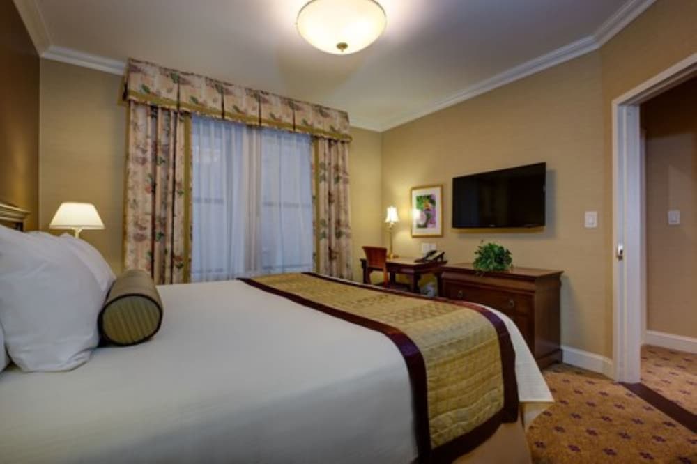 Wellington Hotel - photo 21