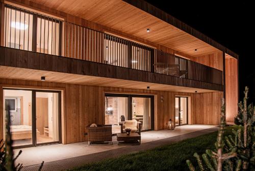 Alpine Chalets App. Pichlerhof — 4-Star Luxury Hotel in Brunico, Italy