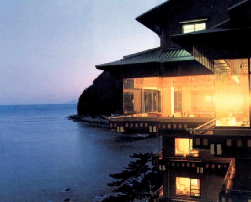 Bousui — 4-Star Luxury Hotel in Izu, Japan