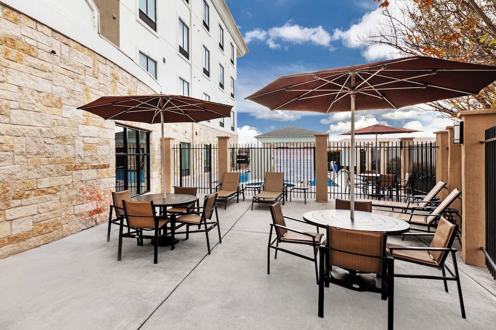 Holiday Inn Express & Suites Del Rio by IHG - photo 49