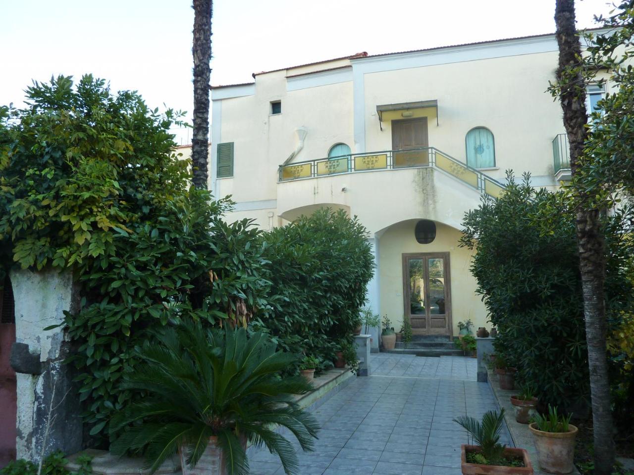 Alle 6 Palme in Ercolano, Italy