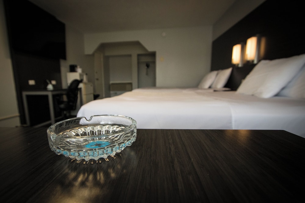 Envi Boutique Hotel Henderson Evansville South - photo 32