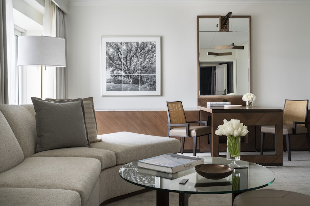 Four Seasons Hotel Chicago - photo 47