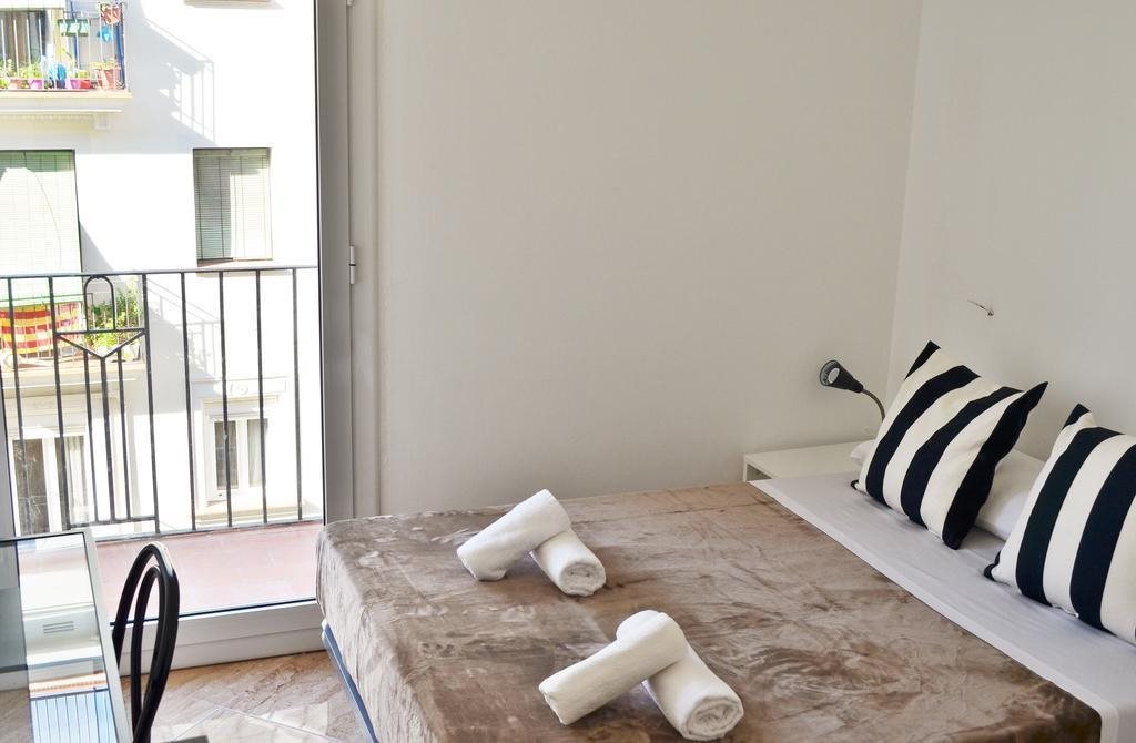 Mybedbcn — Sants-Montjuic — photo 2