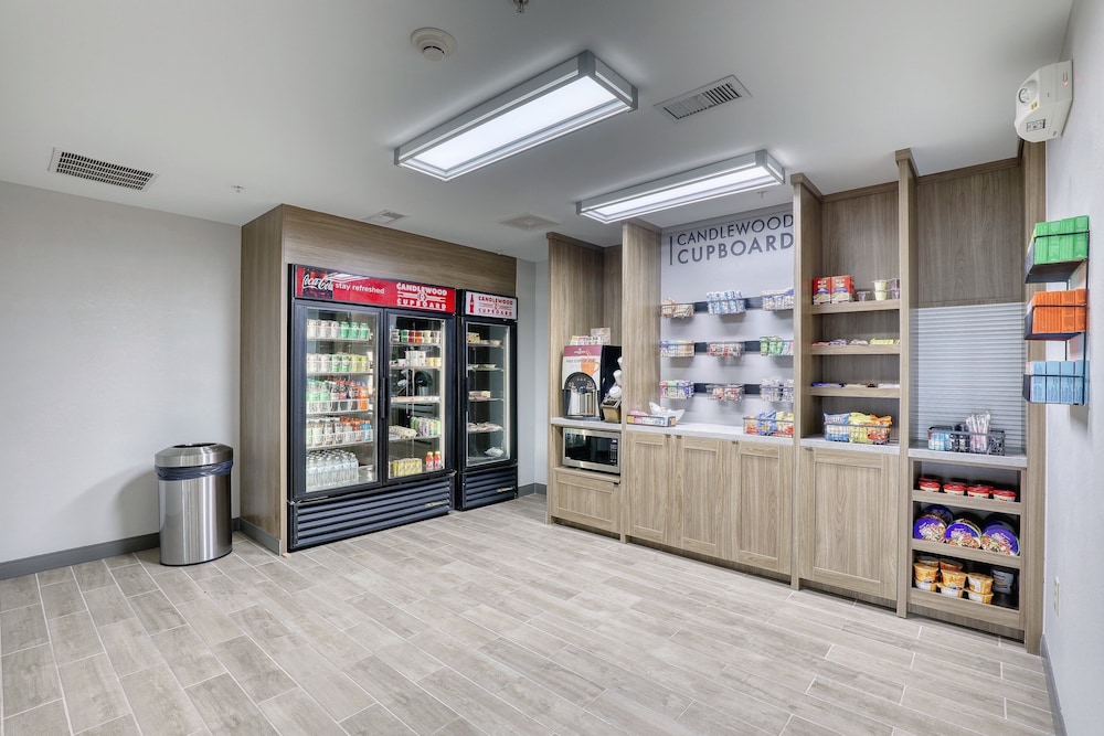 Candlewood Suites Milwaukee Airport by IHG - photo 39