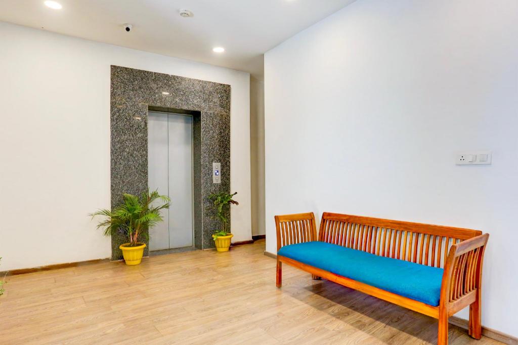 Jai Dada Stay in Gurgaon, India