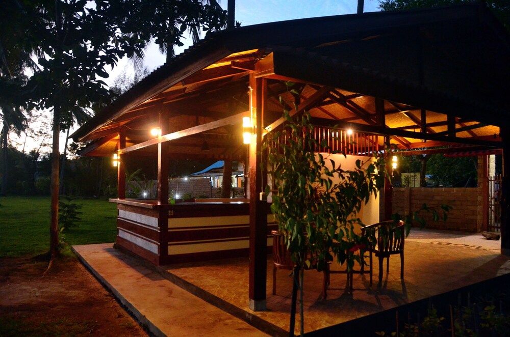 Amigos Bungalows Gili Meno — Pemenang — photo 3