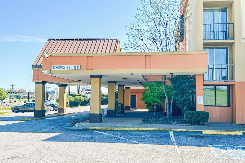Jackson Hotel & Convention Center - photo 89