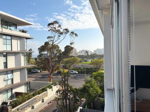 Cosy Eclectic Apartment in Sea Point