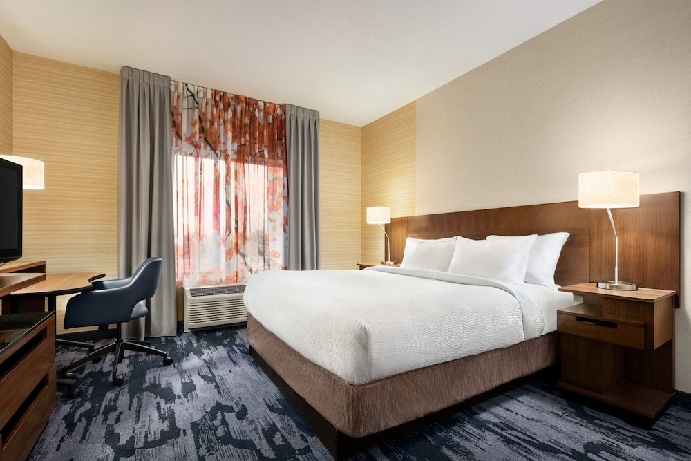 Fairfield Inn & Suites Hershey Chocolate Avenue - photo 14
