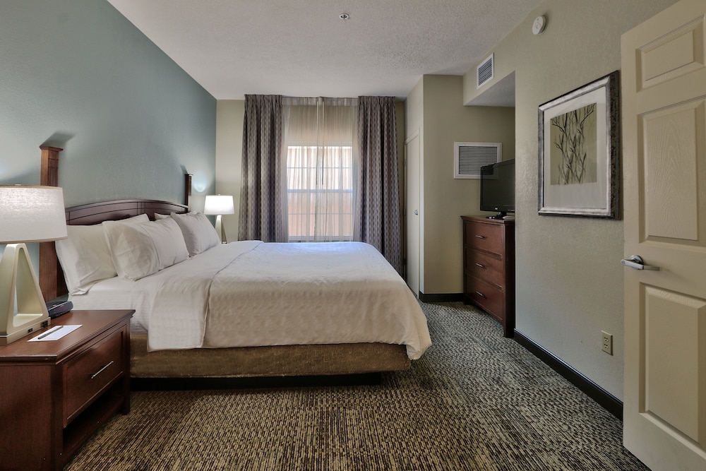 Staybridge Suites North Albuquerque an IHG Hotel - photo 4