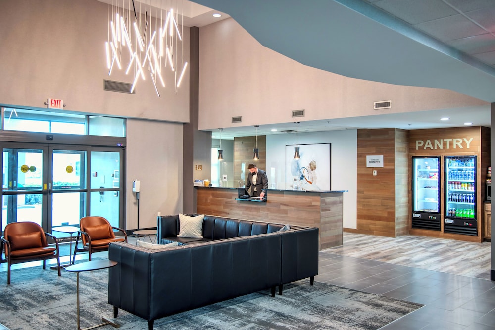 Four Points by Sheraton Appleton - photo 2