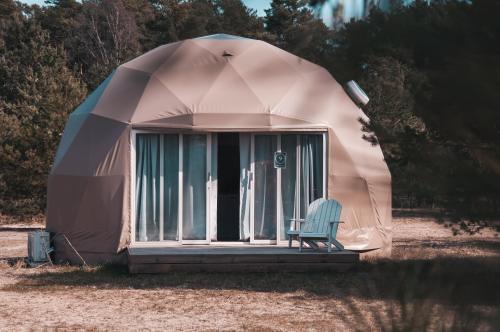Amalia Glamp - carbon neutral hotel in Unknown City