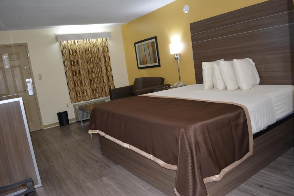 Southern Inn Lumberton - photo 20