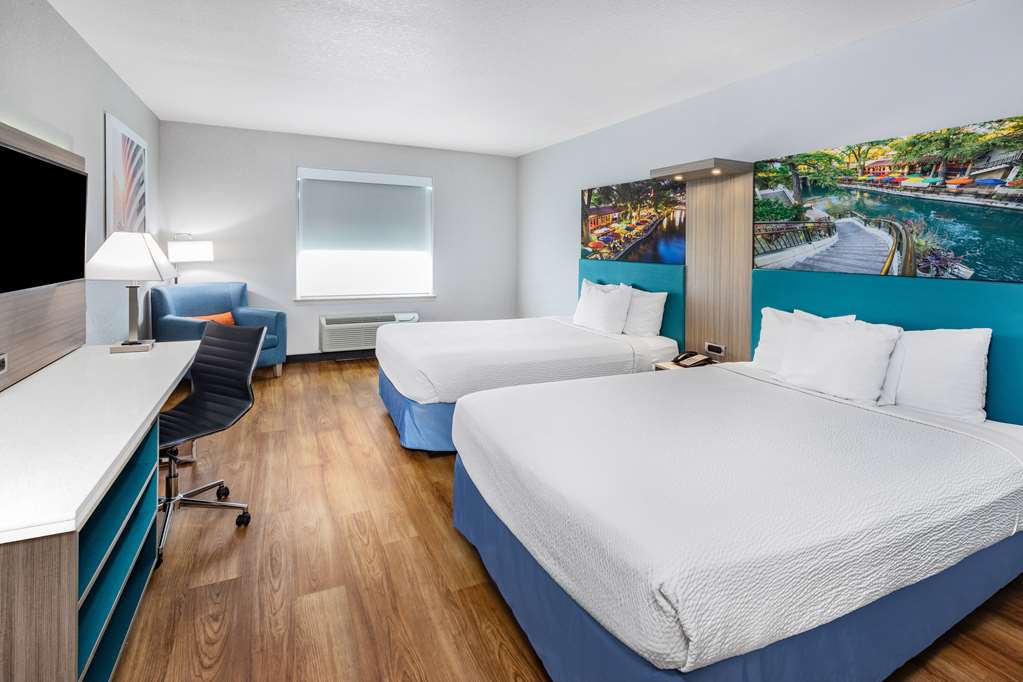 Days Inn & Suites by Wyndham San Antonio near Frost Bank Center - photo 37