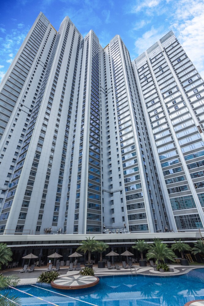 The Alpha Suites — 4-Star Luxury Hotel in Manila, Philippines