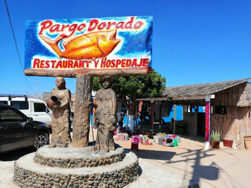 Pargo Dorado - carbon neutral hotel in Uribia