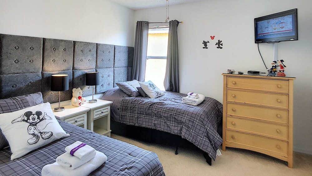 Emerald Island Resort Six bedroom - photo 2