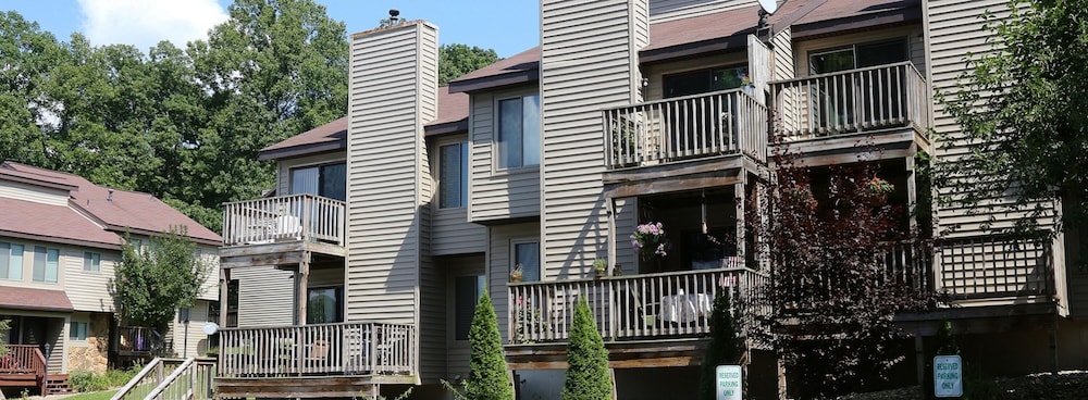Lakeview Golf Resort Townhouses - photo 13