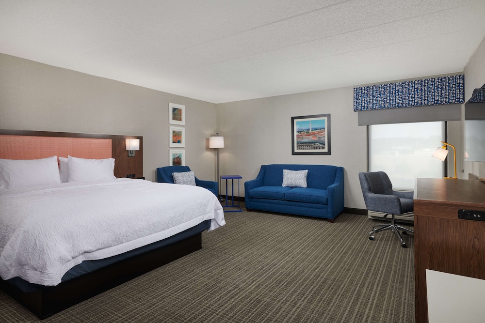 Hampton Inn Fairfax City - photo 18