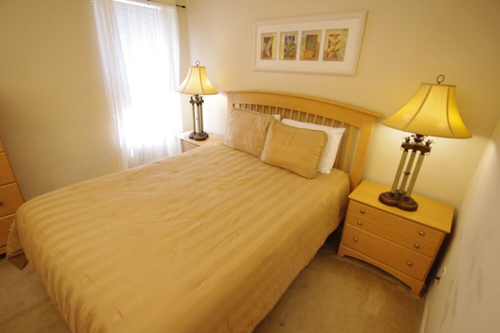 Emerald Island Resort Seven bedroom - photo 4