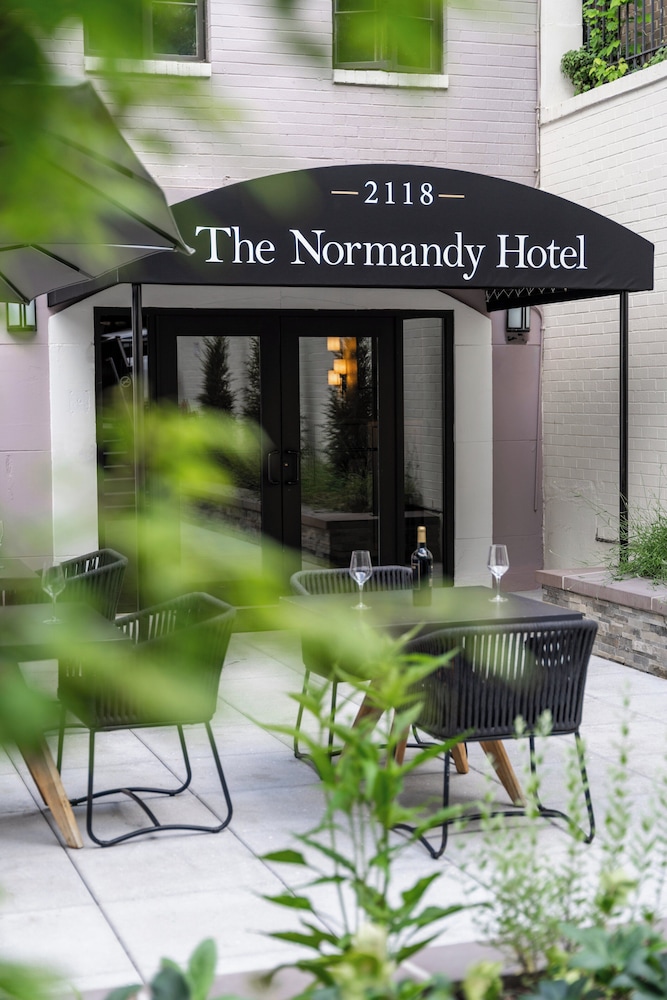 The Normandy Hotel - photo 36