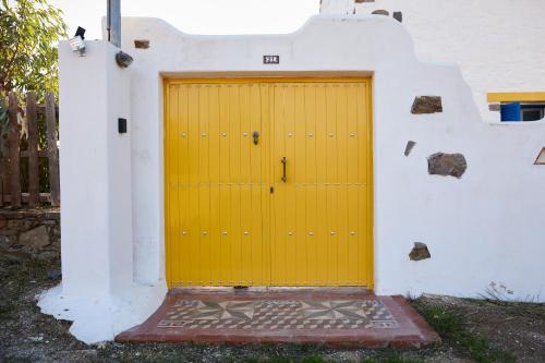 Aspros Pyrgos — Unknown City — photo 3