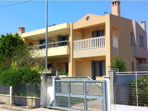 Zach's house — 4-Star Luxury Hotel in Nea Roda, Greece