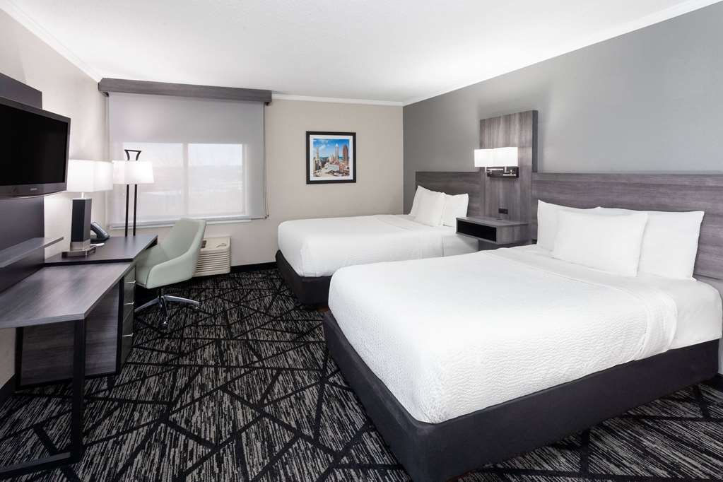La Quinta Inn by Wyndham Cleveland Independence - photo 11