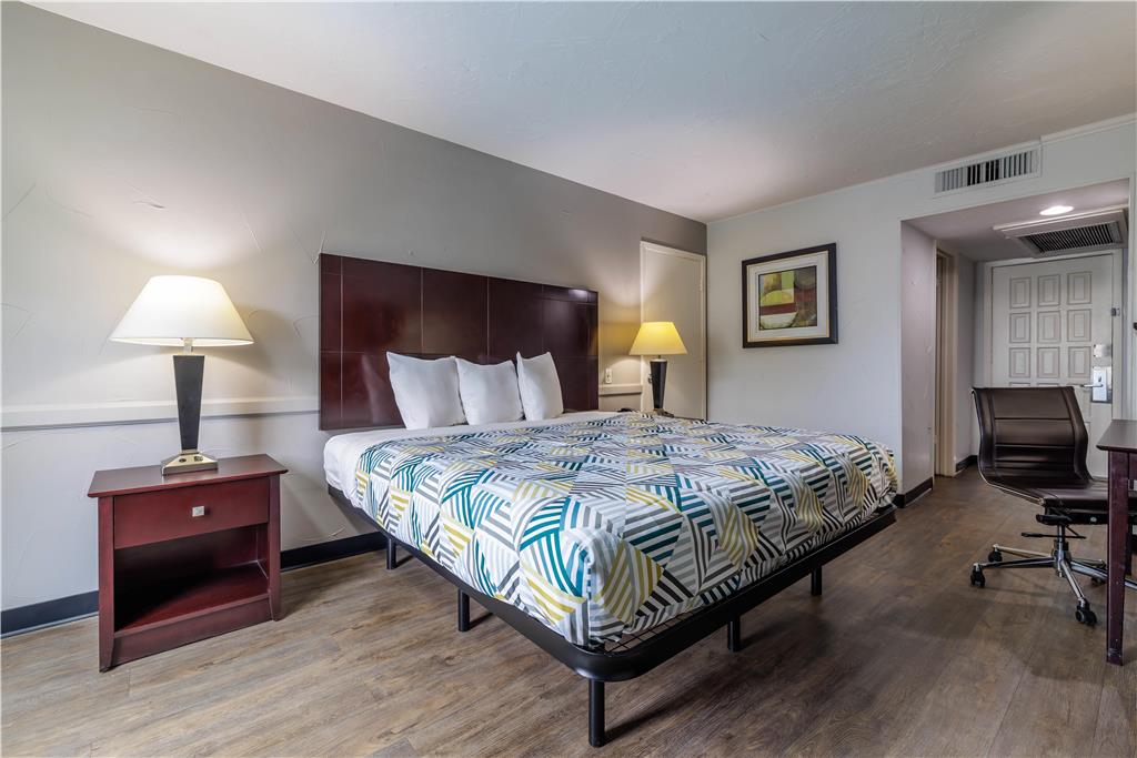 Best Western Market Center - photo 13